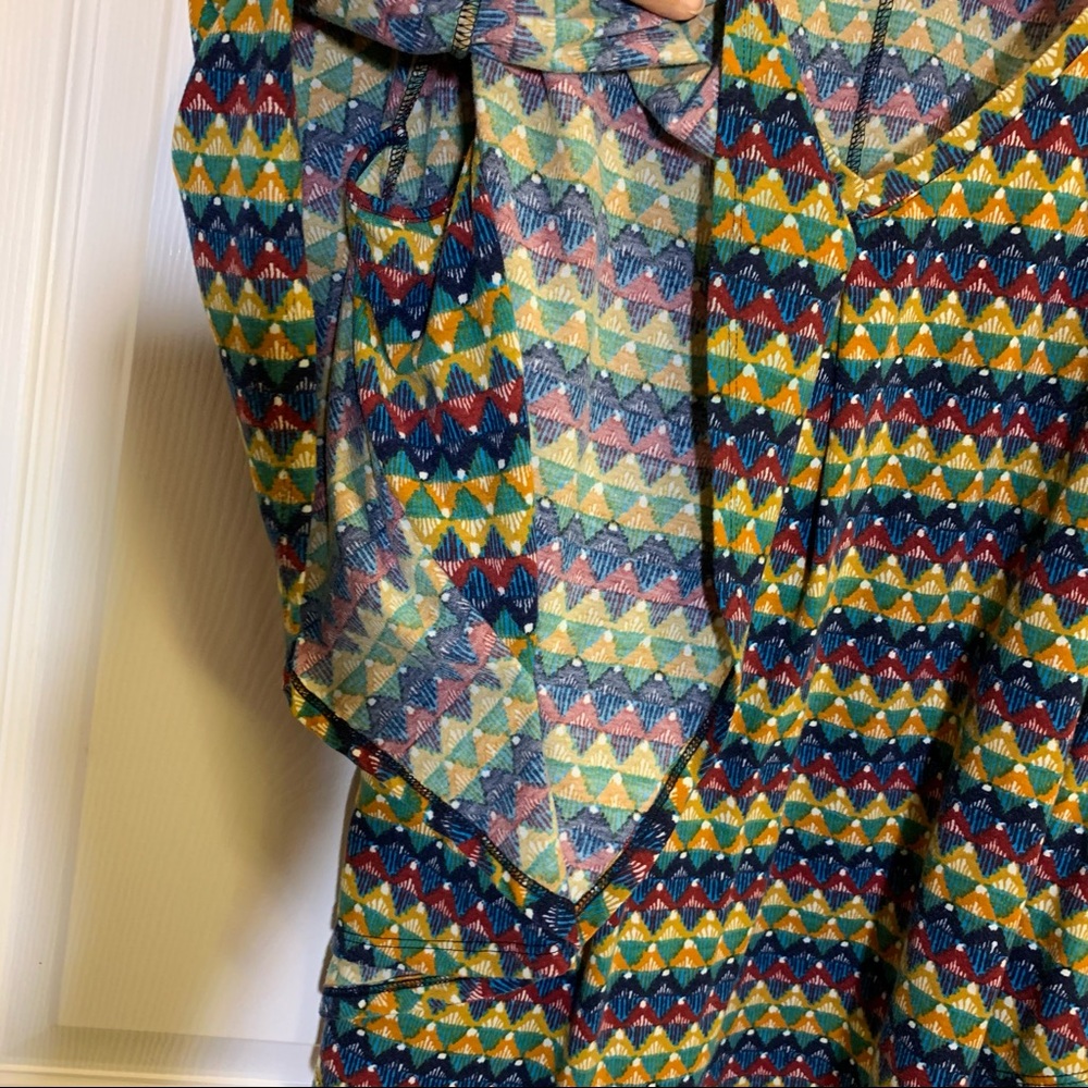 Pure Energy Multi Color Bat Wing Sleeved Top 3X - Picture 3 of 5